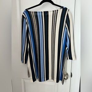 New with tags: NWT Jones New York frees top